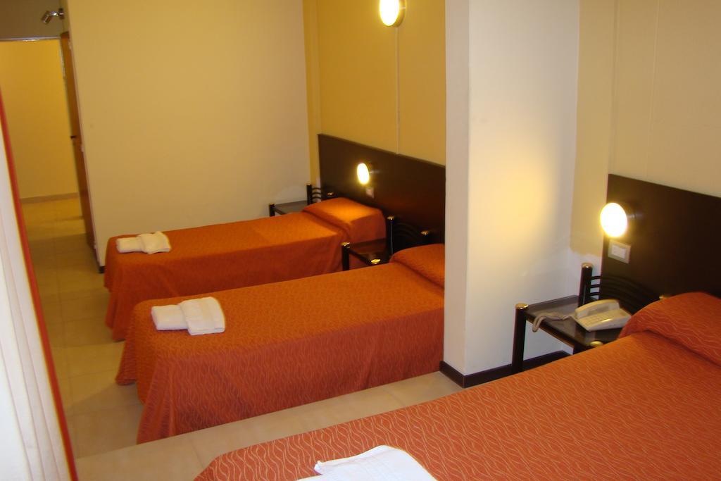 Hotel Temu Villa Carlos Paz Szoba fotó