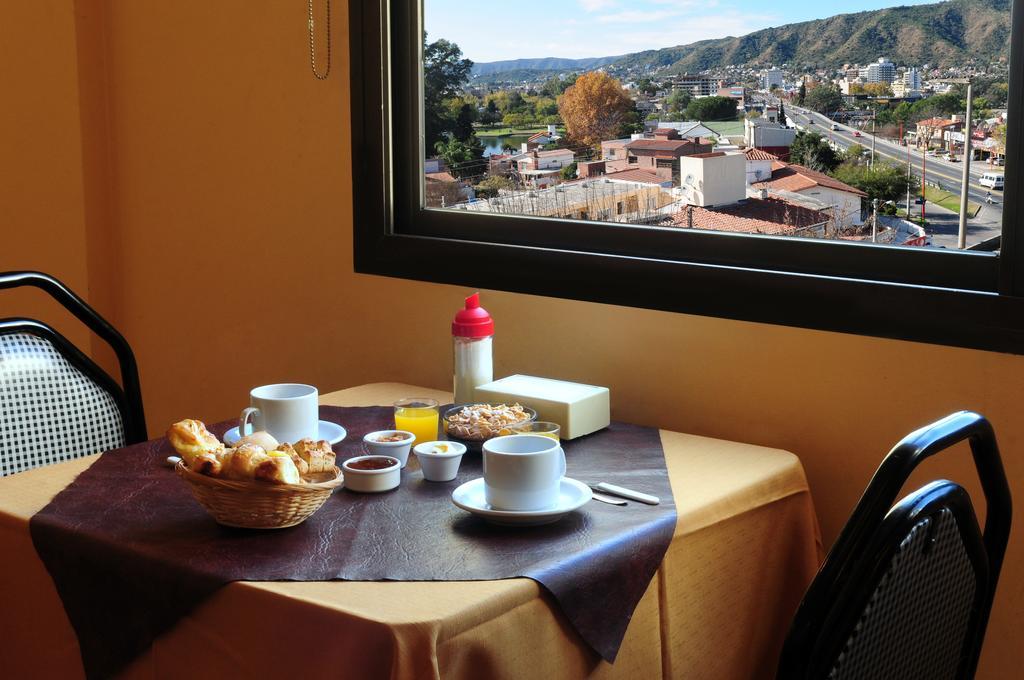 Hotel Temu Villa Carlos Paz Kültér fotó